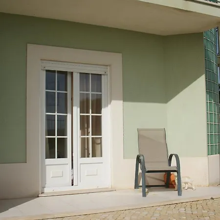 Beach House Areia Branca * Praia da Lourinhã