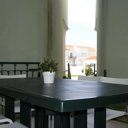 Beach House Areia Branca * Praia da Lourinhã